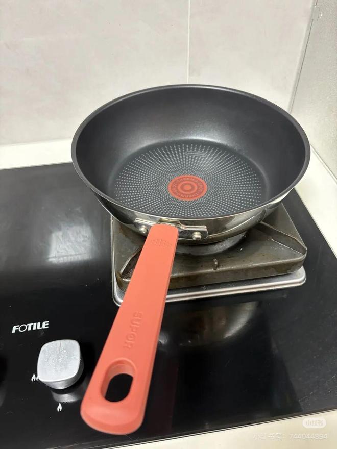 被不做饭的年轻人“撂倒”?凯发k8娱乐登录百亿巨头(图2) 被不做饭的年轻人“撂倒”?凯发k8娱乐登录百亿巨头(图2)